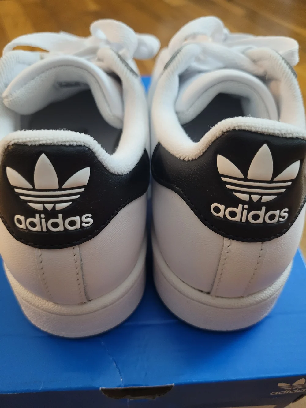 Adidas Kids Superstar II GS 4 JH9976 Display Item Left Shoe Little Discoloration